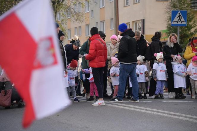 Mali i duzi pobiegli dla Polski! Druga edycja Ulicznych Biegów Niepodległości