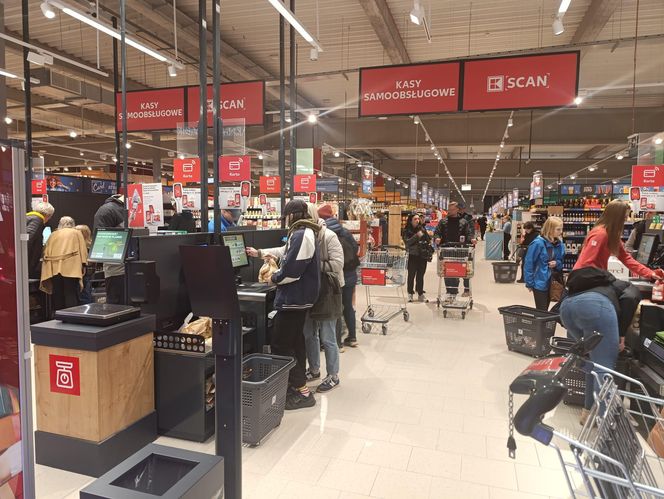 Kaufland w Rumi. Byliśmy na otwarciu! Promocje na każdym kroku