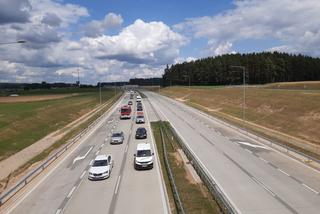 Via Baltica - droga ekspresowa S61. Kierowcy jeżdżą już odcinkiem Stawiski-Szczuczyn [FOTO]