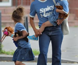 Agnieszka Kaczorowska. Tańcząca z córkami