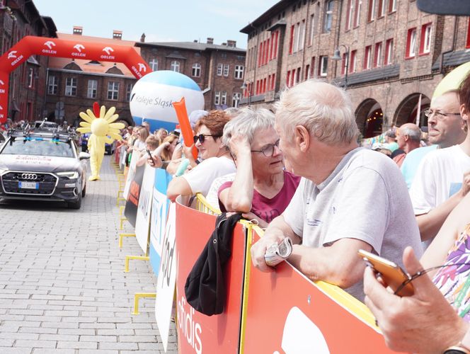 Tour de Pologne 2025. Start w Katowicach Nikiszowcu