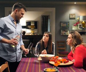 Barwy szczęścia odc. 3219. Asia (Anna Gzyra), Agata (Natalia Zambrzycka), Ignacy (Olaf Staszkiewicz)