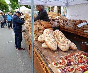 Stoiska wystawców podczas Jarmarku św. Stanisława można odwiedzać w godz. 10.00-18.00 w dn. 10 i 11 maja