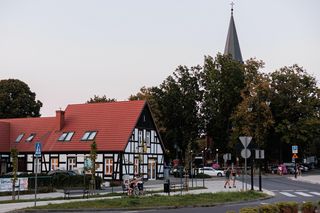 To nadmorskie uzdrowisko cieszy się dużą popularnością w okresie zimowym. Dlaczego warto spędzić tam ferie? 