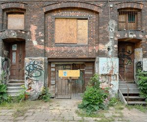 Zabytkowe famuły Izraela Poznańskiego w Łodzi 