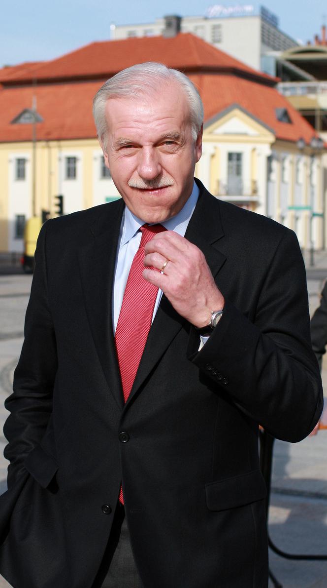 Andrzej Olechowski