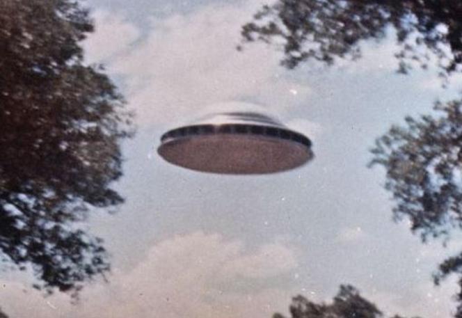 UFO/UAP w zbiorach Archiwów Narodowych USA