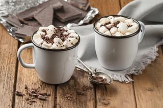 Gorąca czekolada z piankami marshmallows - przepis na pyszny deser