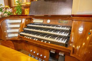 Kościół Niepokalanego Poczęcia NMP w Lutomiersku