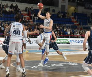 Arriva Polski Cukier Toruń - Dziki Warszawa 86:82, zdjęcia z pierwszego meczu fazy play-in