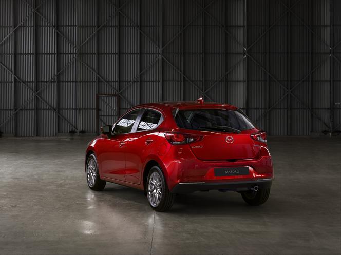 Mazda 2 lifting 2020