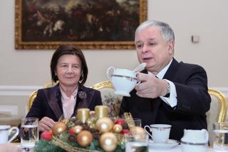 Tak Jarosław Kaczyński wspomina brata i bratową. List mówi wszystko