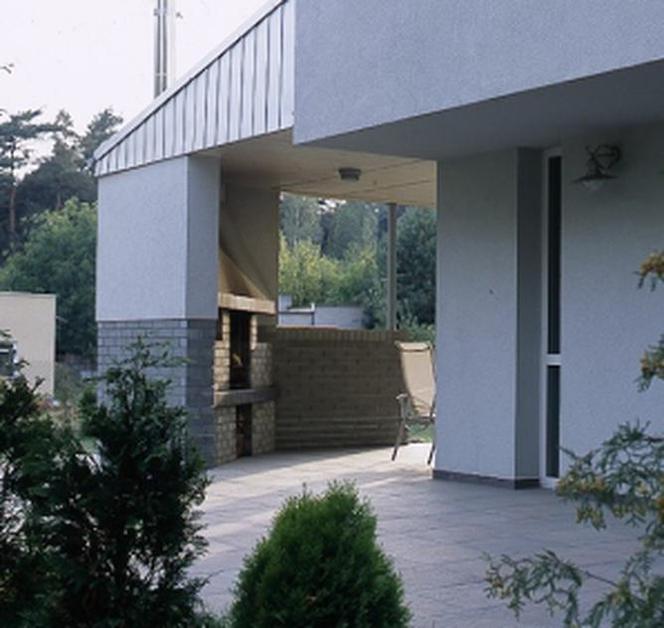 Nowoczesny kominek może być elementem konstrukcji domu