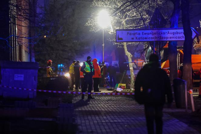 Od miesiąca policjanci pilnują w szpitalu Edwarda D. Po wybuchu kamienicy w Katowicach, nie postawiono zarzutów