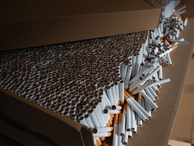 Starnowali bramę samochodem pancernym, obok lądował śmigłowiec z antyterrorystami. Spektakularna akcja policji na Mazowszu