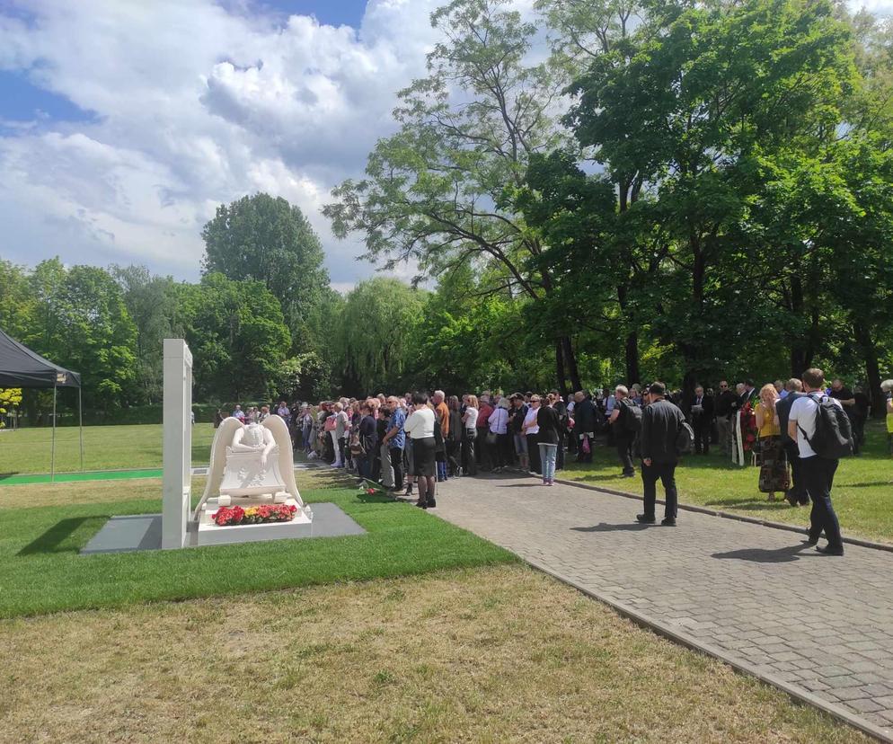 Pogrzeb Jacka Zielińskiego - tłumy na cmentarzu