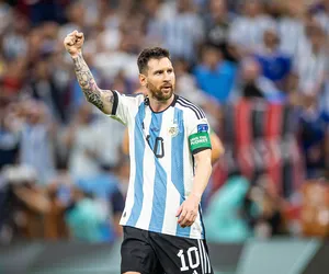 Argentyna zabalowała w szatni po awansie do ćwierćfinału. FIFA musiała interweniować, Messi z kumplami przegięli
