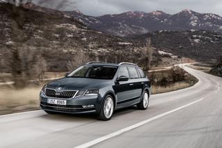 Skoda Octavia z nowym silnikiem! Czy warto go wybrać?