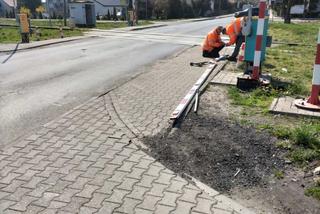 Połamała szlaban w Czernikowie. Heroiczna postawa pasażerki uratowała kierowcę