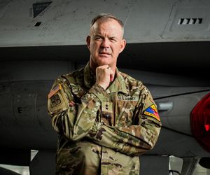 Kongresmeni USA w Polsce. Wizyta w 31. Bazie Lotnictwa Taktycznego