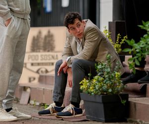 Na Wspólnej odc. 4061. Darek Żbik (Michał Mikołajczak), Tadeusz (Jakub Pruski)