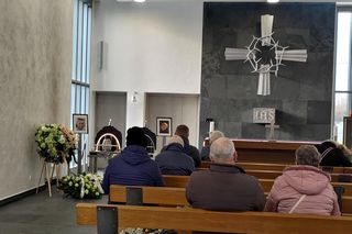 Pogrzeb tragicznie zmarłej rodziny z Namysłowa. Matka i syn spoczęli w jednym grobie