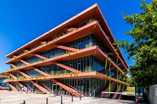 Centrum Przestrzeni Innowacyjnej SGH przy ulicy Batorego w Warszawie