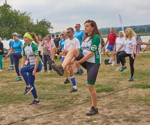 Siedlczanie chętnie korzystali z bezpłatnych badań, porad specjalistów i aktywności na świeżym powietrzu nad zalewem podczas Pikniku dla serca