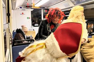 Święty Mikołaj jechał w krakowskim tramwaju 