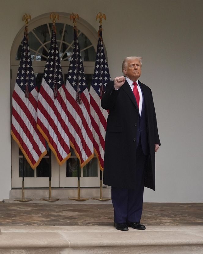Trump ogłosił kolosalne cła. Tak ostro jeszcze nie było! "To bomba wymierzona w świat"