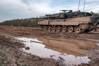 Rozmowy o koalicji z miliardami euro w tle. Niemcy szukają pieniędzy dla Bundeswehry