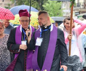 Lubelska Piesza Pielgrzymka na Jasną Górę 2024. Pątnikom deszcz niestraszny!