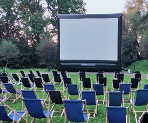 Kina plenerowe w Poznaniu 2025. Gdzie obejrzeć film pod gołym niebem?