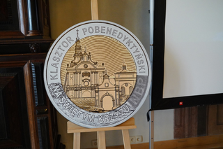 Wizerunek klasztoru na Świętym Krzyżu na nowej monecie
