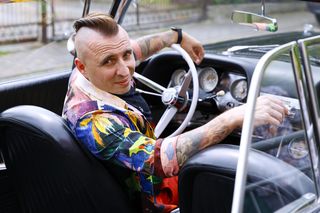 Sensacja! Czadoman wystąpi w kultowym serialu. Mamy zdjęcia z planu!