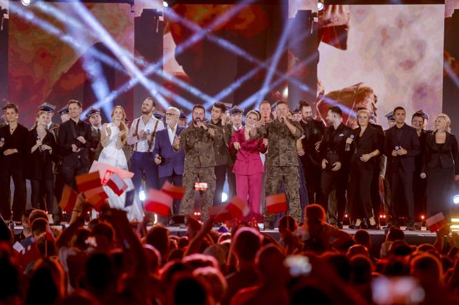 Wakacyjna Trasa Dwójki w Elblągu. Koncert piosenki wojskowej państw NATO