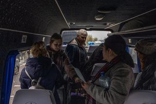 Ewakuacja ludności z terenów obleganych przez Rosjan