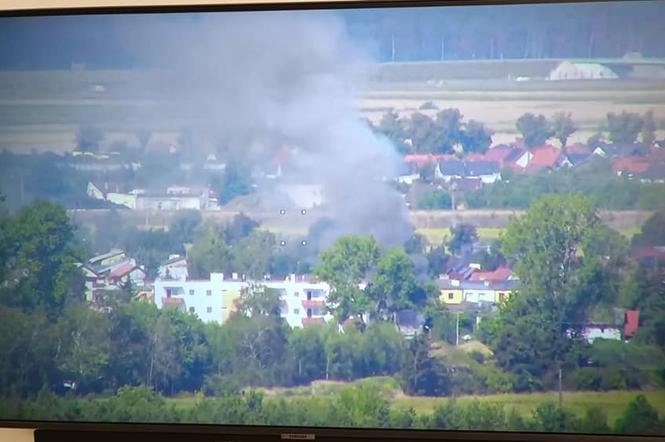 Na Gronowie w Lesznie palił się budynek gospodarczy