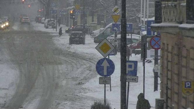 Bardzo trudne warunki na drogach w Łodzi