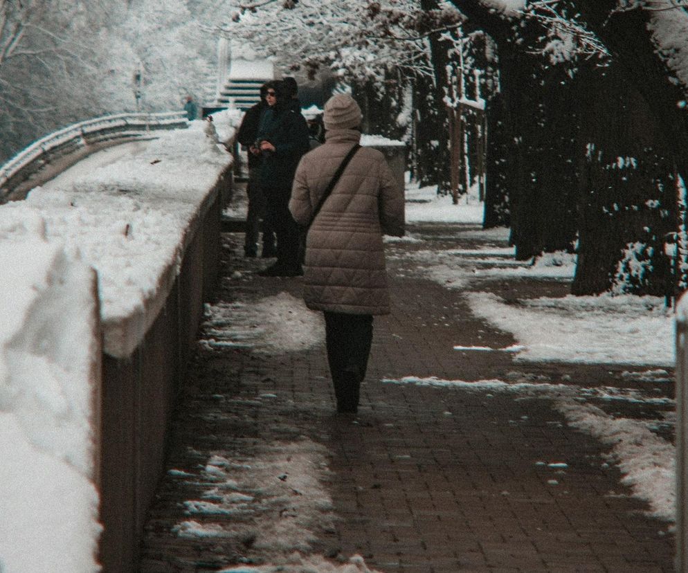 Niespodziewany powrót zimy. Mróz i opady zakłócą spokój Polaków. Wiemy, kiedy to się stanie