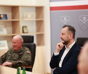 Władysław Kosiniak-Kamysz odwiedził sztab 18. Dywizji Zmechanizowanej
