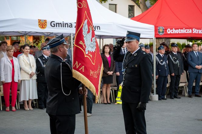 Jubileusz 100-lecia OSP Krzesk-Królowa Niwa uczczony przekazaniem jednostce nowego wozu strażackiego