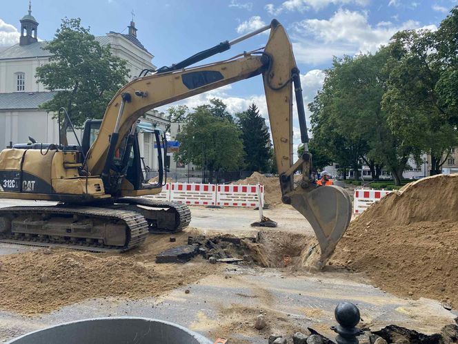 Kolejne utrudnienia na skrzyżowaniu ulic Floriańskiej i Piłsudskiego. Wiemy jak długo potrwają