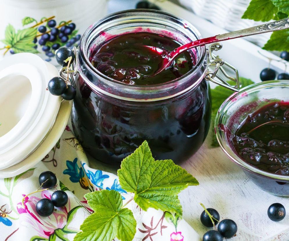 Mój dżem z czarnej porzeczki nie ma sobie równych. Jego smak podkręcają te 2 owoce 