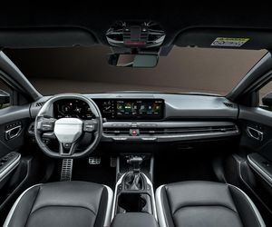 KIA K4