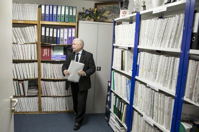 Stąd twardą ręką rządzi PiS Jarosław Kaczyński 