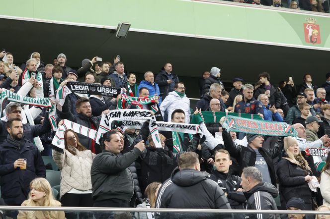 Legia Warszawa - Lech Poznań: Zdjęcia kibiców z klasyku i 13. kolejki PKO BP Ekstraklasy