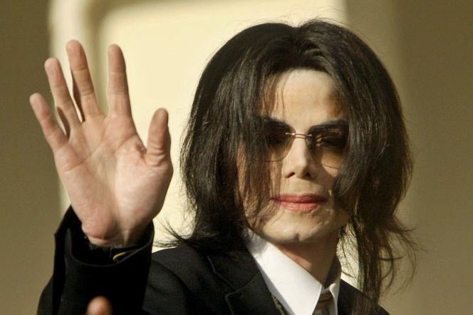 Michael Jackson ukryty był w ciele swojego przyjaciela?! Ta teoria budzi dreszcze!