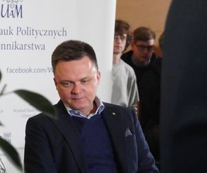 Marszałek Sejmu spotkał się ze studentami dziennikarstwa. Promował swoją książkę