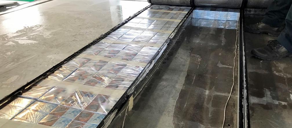 Bobrowniki. Papierosy warte 400 tys. zł w dachu chłodni